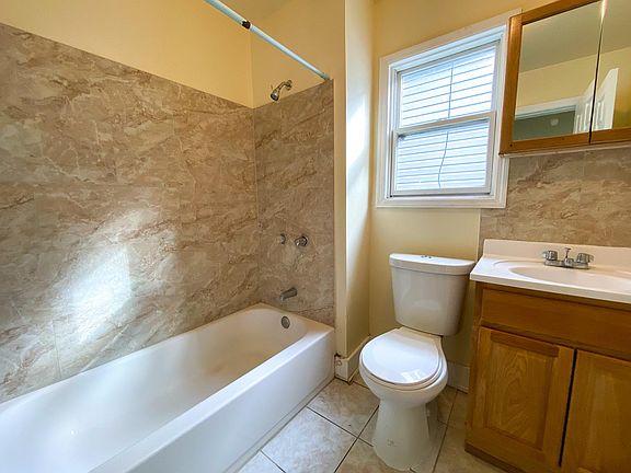 3rd image of 181 N Oraton Pkwy #2