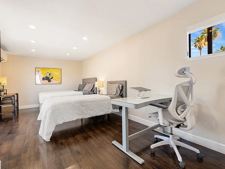 49069 Mariposa Dr — Photo 12