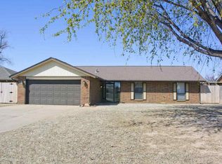 2814 Constitution Ave, Enid, OK 73703