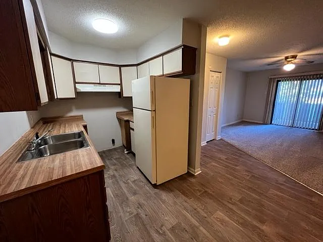 4005 McIntosh St #B — Photo 7