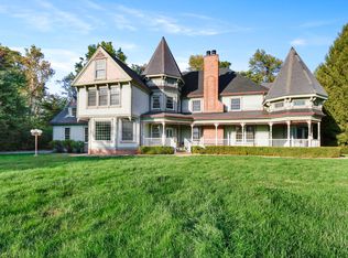 269 E Paul Revere Dr, Chesterton, IN 46304