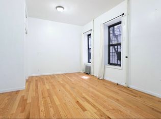 52 Henry St #1RW, New York, NY 10002