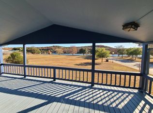 206 Live Oak St, Ingram, TX 78025