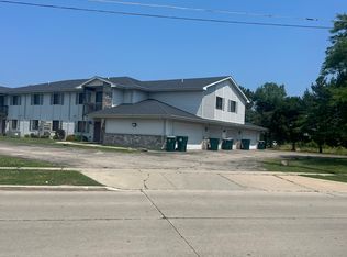 2130 Birch Rd APT 103, Kenosha, WI 53140