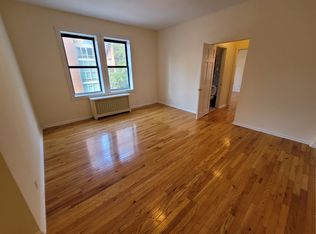 137 E 29th St #4Y, New York, NY 10016