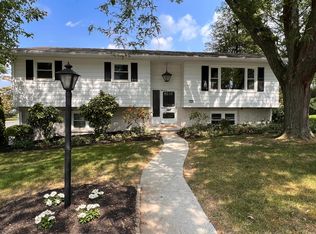 215 E Washington St, Wernersville, PA