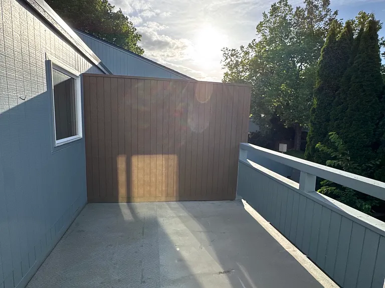 1579 NW Eastbrook Ct — Photo 14