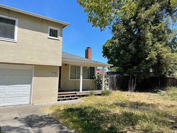 4th image of 703 Flynn Ave