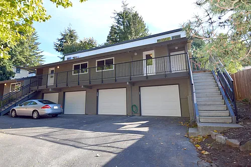 12526 35th Ave NE #3 Photo 1