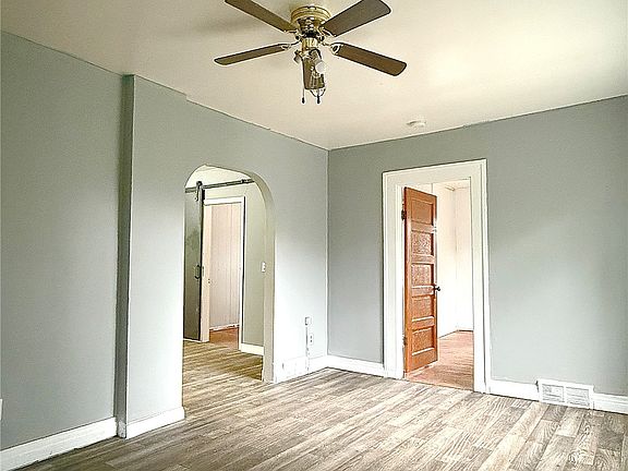 3rd image of 172 4th Street E