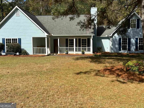 35 Stonemount Ct, Sharpsburg, GA 30277