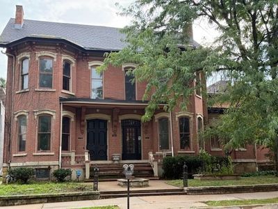 1255-1257 Locust St, Dubuque, IA, 52001
