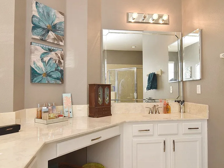 6173 Hedgesparrows Ln — Photo 14