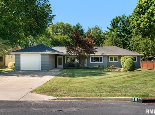 381 E High Point Rd, Peoria, IL 61614