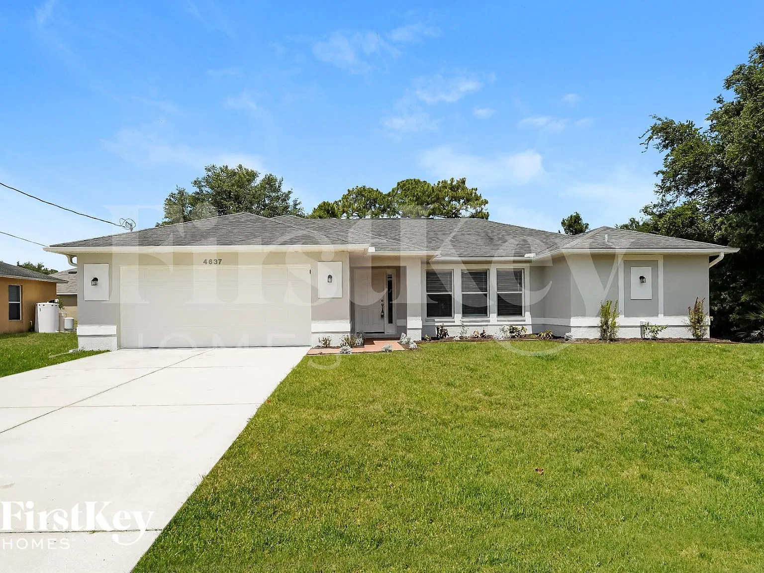 3 bed, 2.0 bath, 1728 sqft, $1,925 — Photo 1
