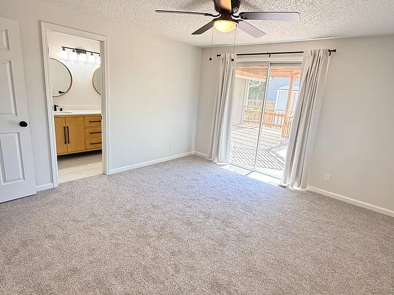 6920 Chesterfield Ln — Photo 8