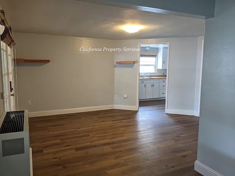 245 Santa Fe Ave #245 — Photo 5