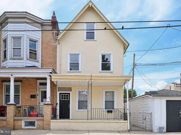426 Middlesex St, Gloucester City, NJ 08030