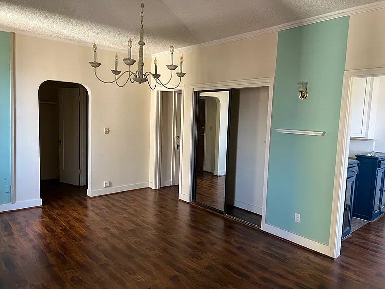 630B S Kenmore Ave #D211 — Photo 8