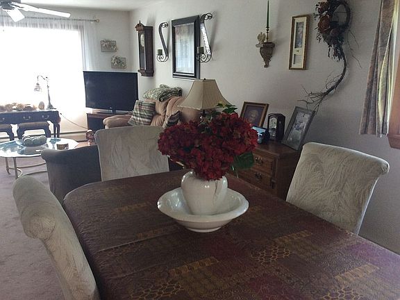 5th image of 2430 Theresa Blvd