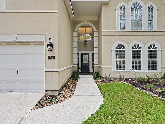 3rd image of 22 S Bristol Oak Cir