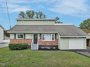143 Ray Avenue, Schenectady, NY 12304