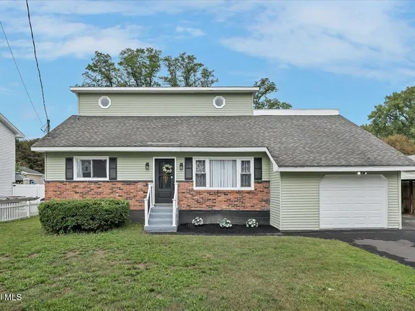 143 Ray Avenue, Schenectady, NY 12304