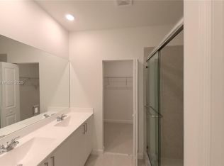 4933 Oakmont Dr, Fort Lauderdale, FL 33312