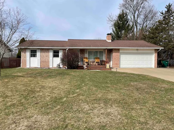 4408 Darla Dr, Bay City, MI 48706