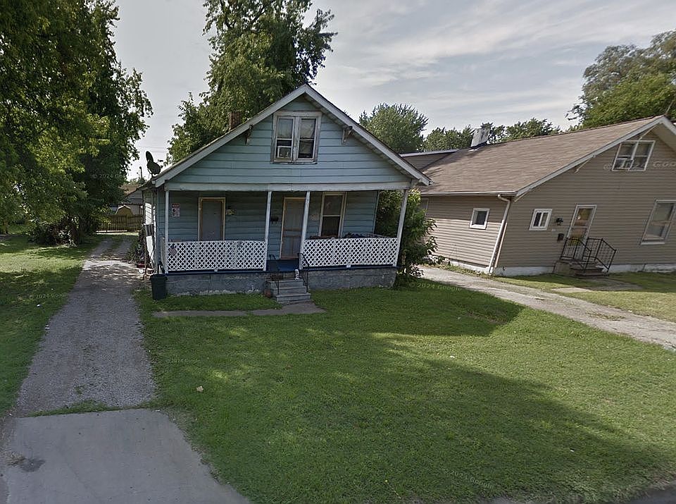 2nd image of 1332 Edwardsville Rd