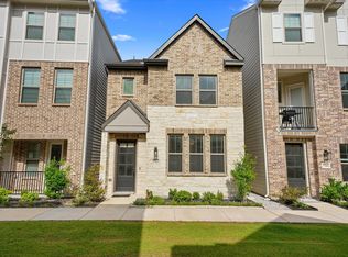 7562 Edgeware Rd, Dallas, TX 75228