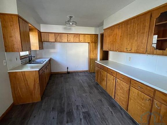3rd image of 45 7th St SE