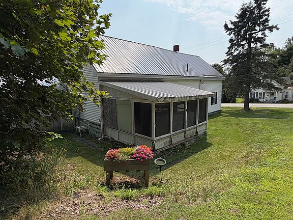 3rd image of 34 Lincoln Street