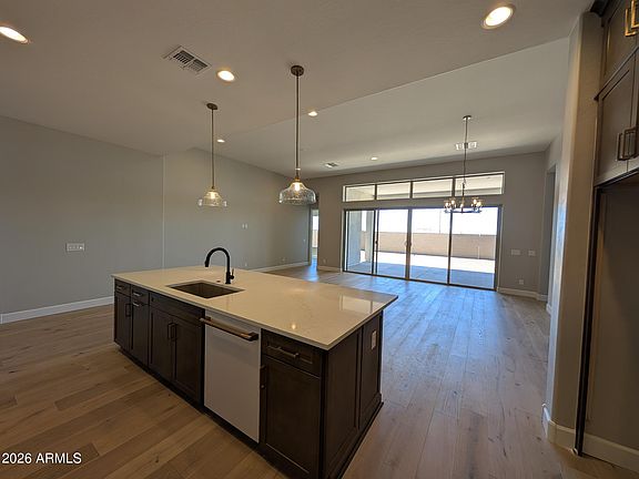 5th image of 2929 E PICUAL Avenue