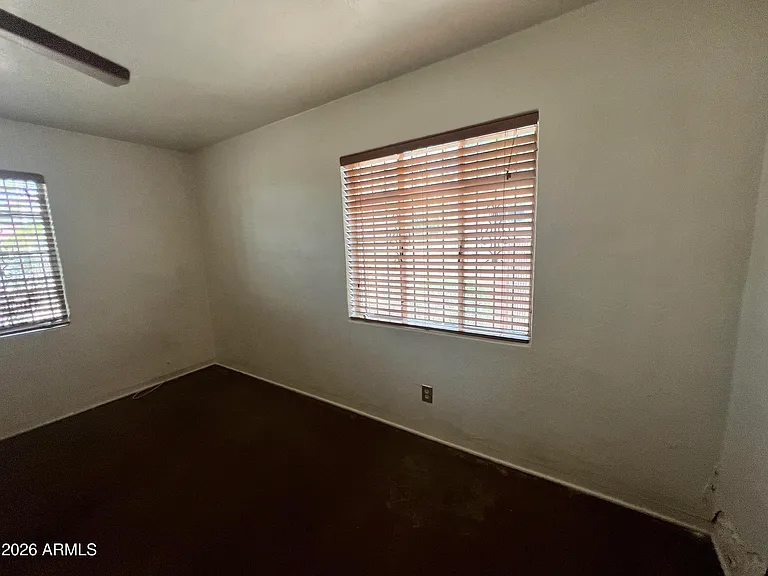 117 N Sawtelle Ave — Photo 18