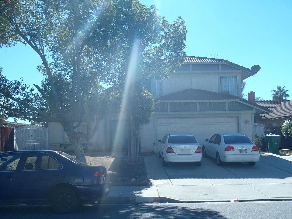 1st image of 25553 Fir Ave