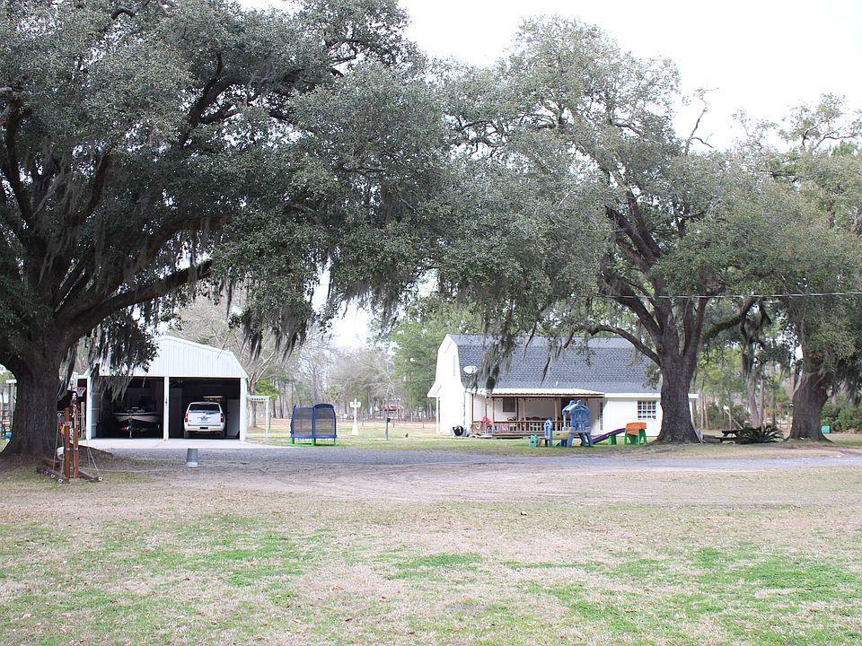 2nd image of 6151 Peveto Ln