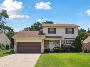 661 Stonehenge Dr, Canton, MI 48188