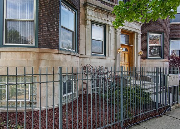 2nd image of 4722 S Saint Lawrence Ave APT 1S