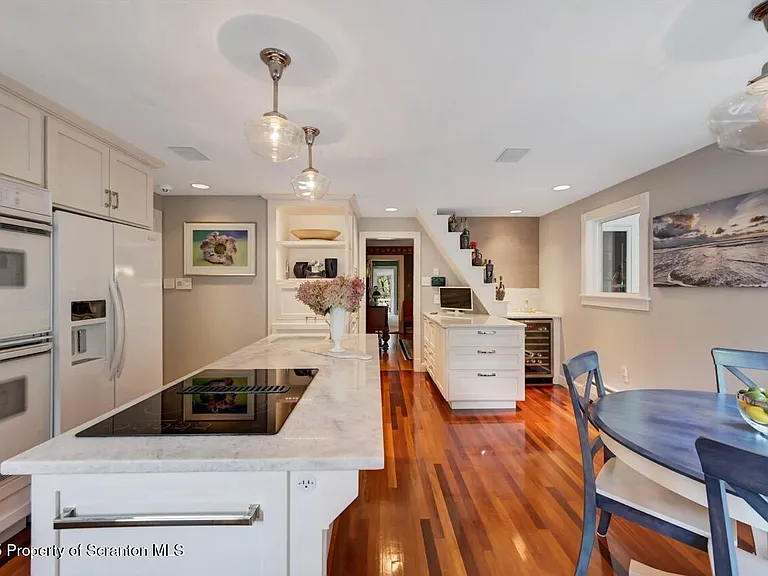 3360 Forest Rd — Photo 24