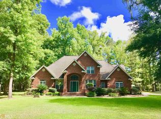 5394 Harriets Blf Rd, Woodbine, GA 31569