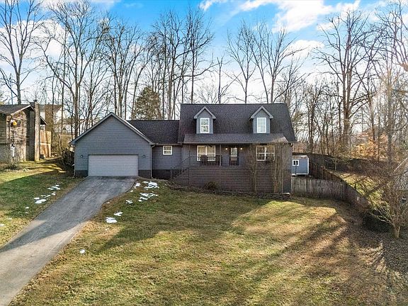 2nd image of 9928 Sierra Vista Ln
