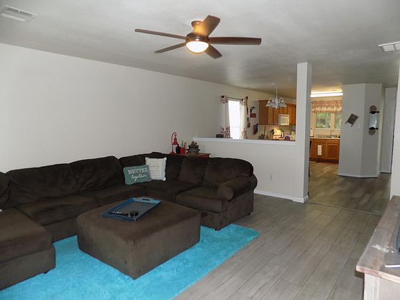 3rd image of 2236 Bluffstone Dr