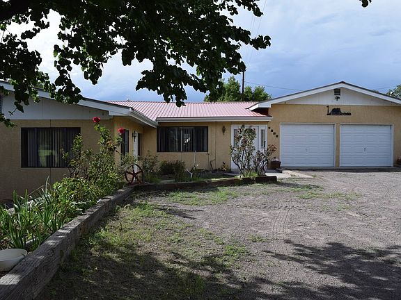 3rd image of 125 Galaz St