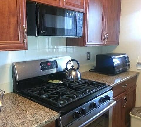 5th image of 200 Atlantic Ave APT 221