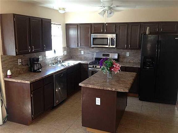 3rd image of 12264 Kingsgate Ct