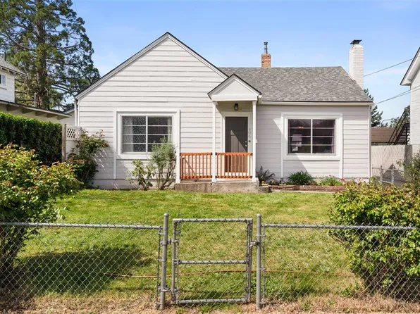 406 Newtown St, Medford, OR 97501