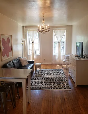 Rented by Gary Rubinstein LREB | media 11