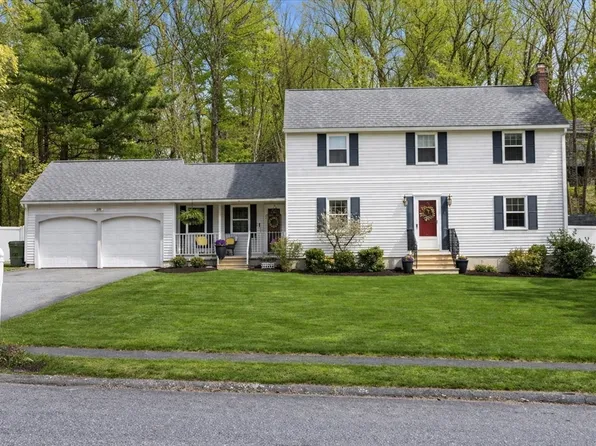 5 Garrison Heights Dr, Oxford, MA 01540