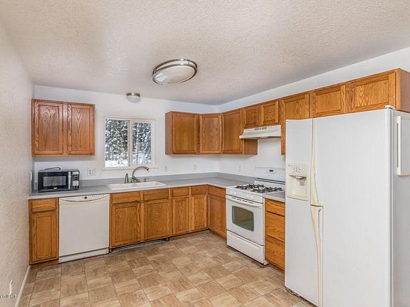 3rd image of 34735 Silver Weed St